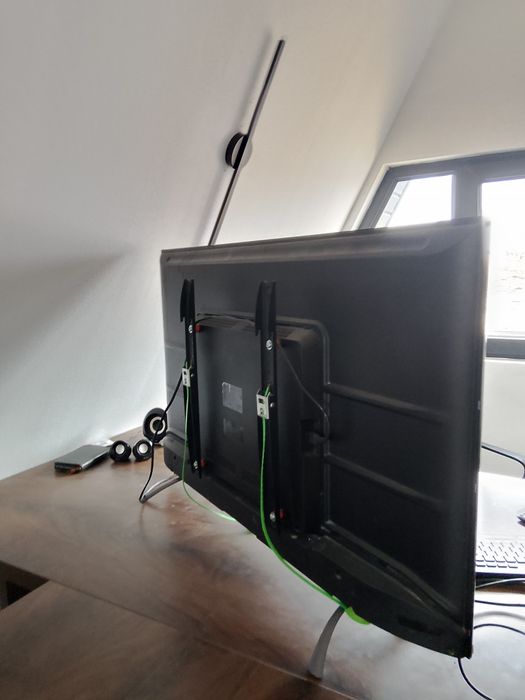 Телевизор продам