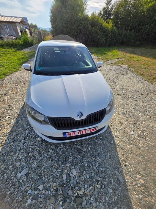 SKODA Fabia 2015 — imagine 5