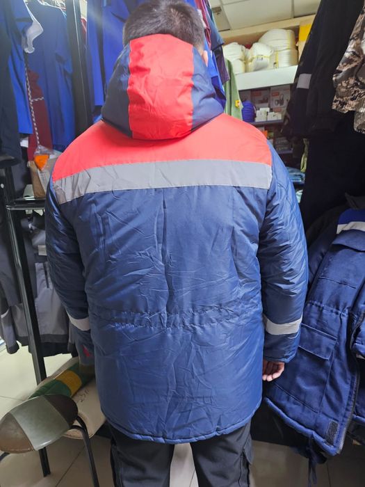 Продам спец ( рабочую) одежду
