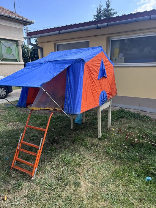 Cort auto pentru camping