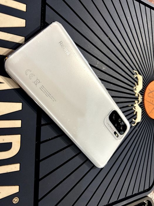 Продам телефон редми ноут 10