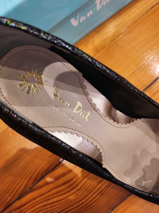 Дамски обувки Van Dal № 38 - черен цвят