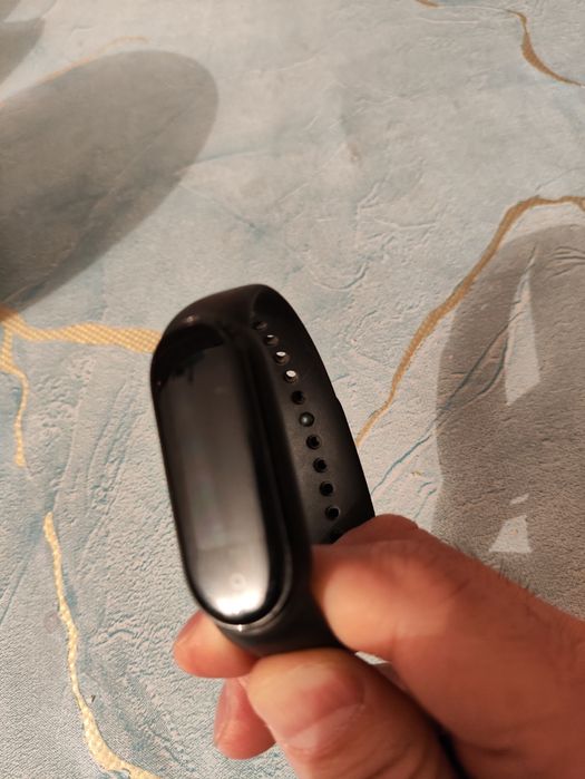 Mi band 5 продам