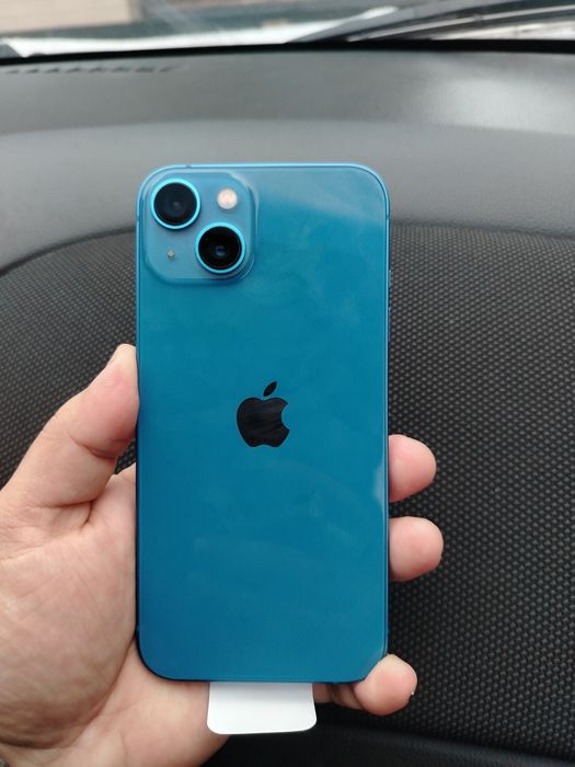 Продам Айфон 13 в идеальном состоянии