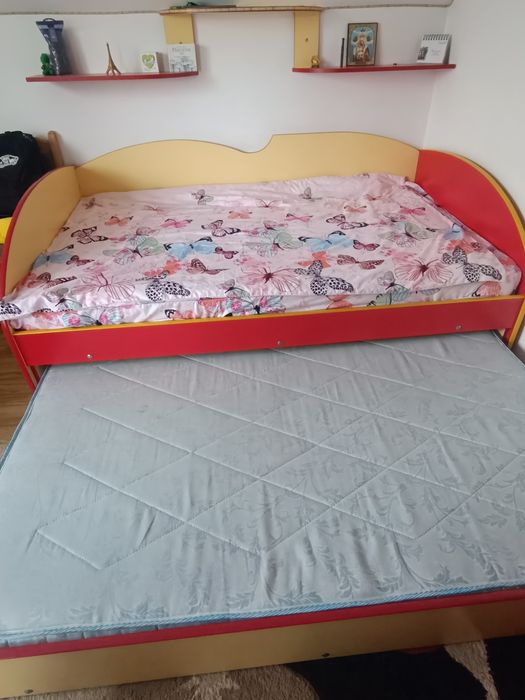 Mobilier cameră tineret