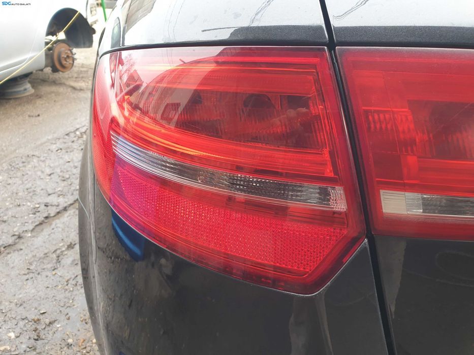 Tripla Stop Lampa Stanga de pe Aripa Caroserie Audi A3 8P Sportback Hatchback FL Facelift 2008 - 2013 [K2041]
