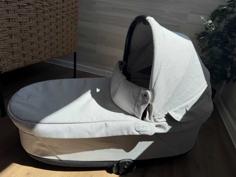 Кош за новородено Cybex Balios S Lux