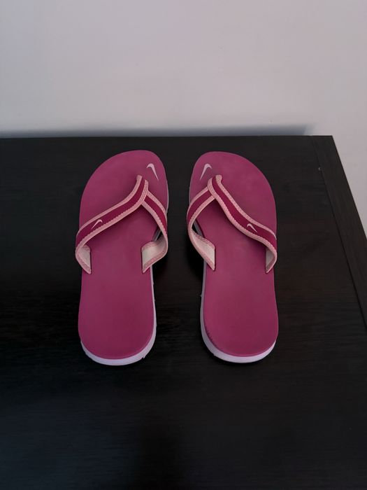 Чехли Nike в розов цвят