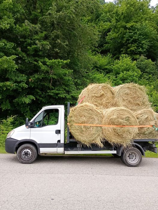Nisip pietriș sort pământ negru vegetal moloz