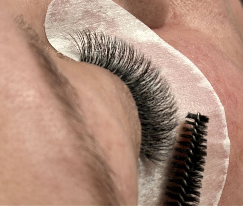 Наращивание , ламинирование ресниц