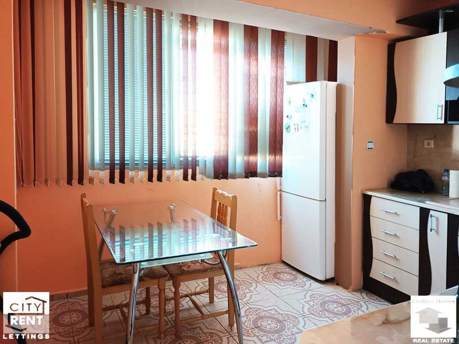 Дава се под наем Тристаен апартамент в Велико Търново, Бузлуджа - 65 кв.м за 300 € - Снимка #4