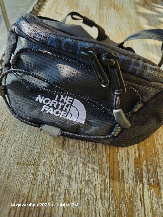 Чантичка за носене през кръста или през рамо