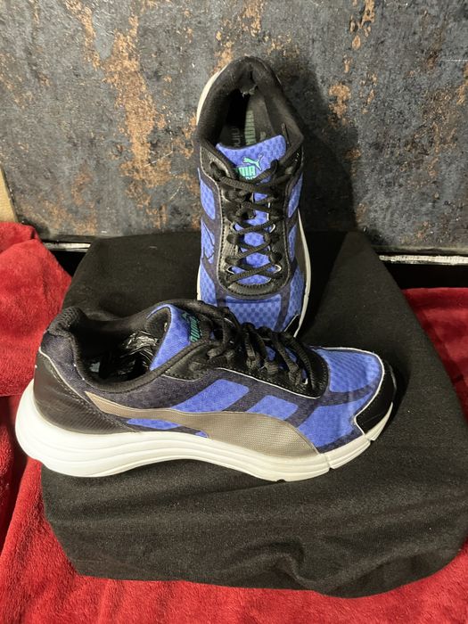 Дамски маратонки обувани броени пъти