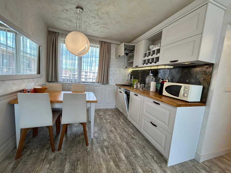 Продава се Двустаен апартамент в к.к. Слънчев бряг - 114 кв.м за 815 €/кв.м - Снимка #3