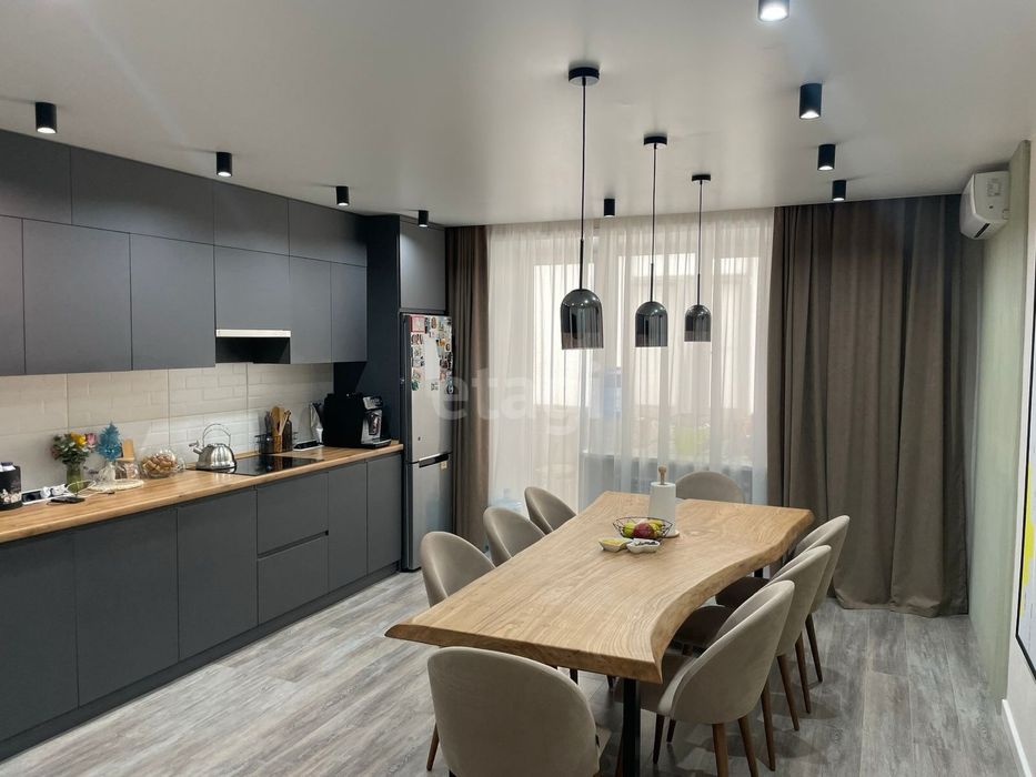 Береке мкрн 4 комн 133кв. С ремонтом