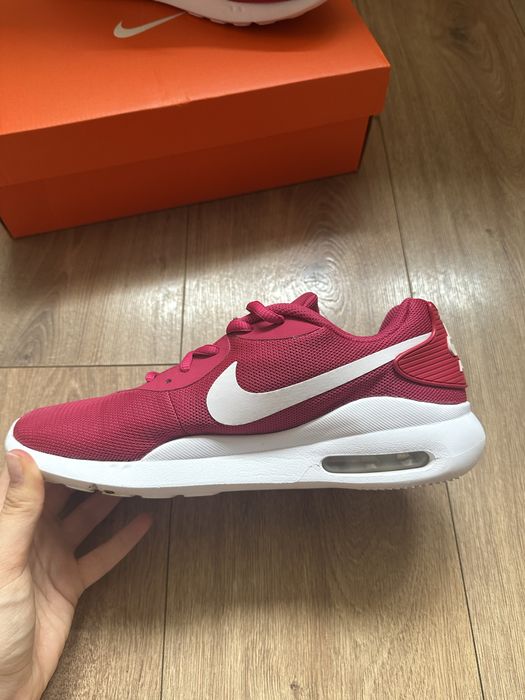 Дамски маратонки Nike