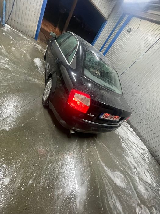 AUDI A4 2005 — imagine 2
