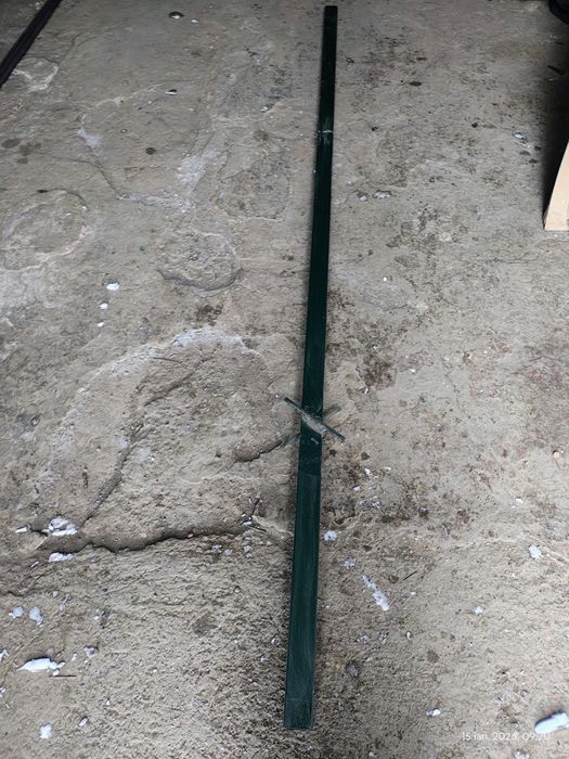 Stâlpi fier pt  gard