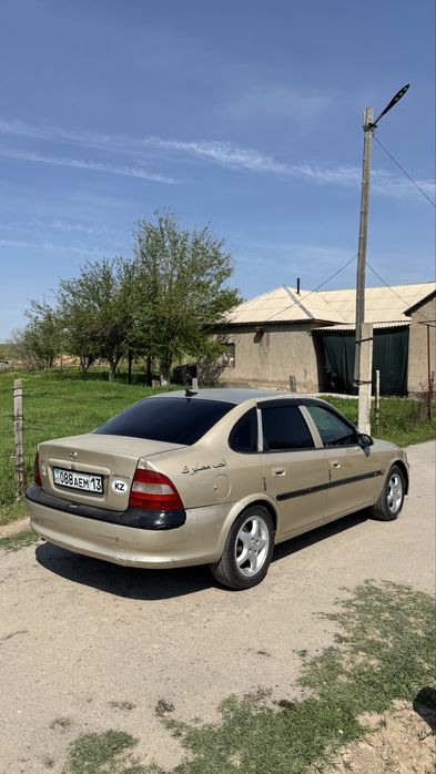 Опель вектра б, Opel vectra b
