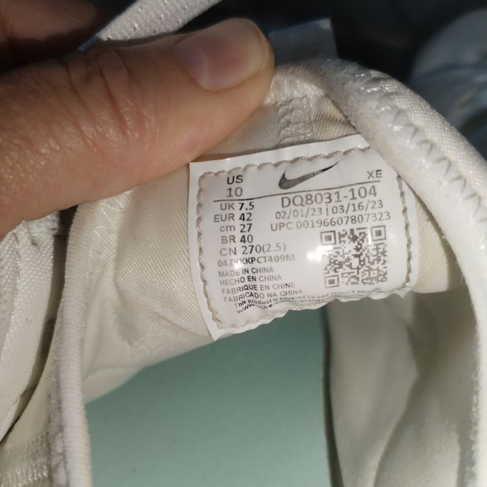 Vand adidasi Nike 42