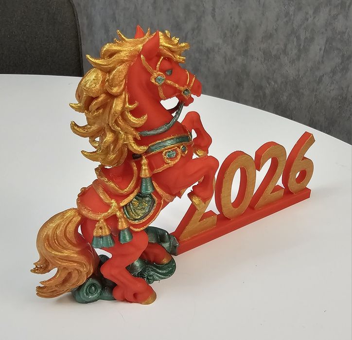 Статуетка Годината на Коня 2026