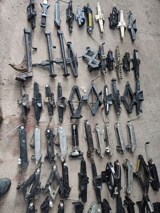 Домкраты оригинальные из Европы