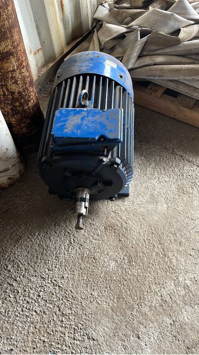 Продается электродвигатель АД200М2 37квт 3000 об/мин