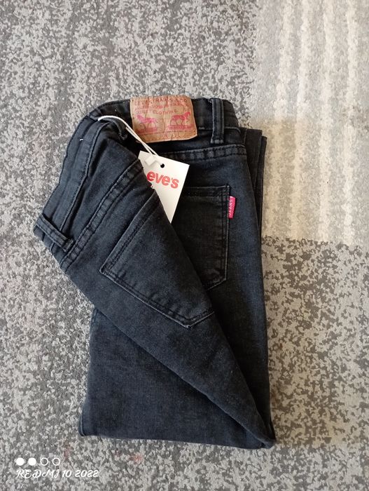 Levi's  •  Джинсы Skinny женские