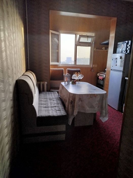 Срочно продается квартира кадышева 1/8/9