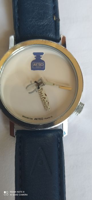 Ceas Akteo,tema Frizerie