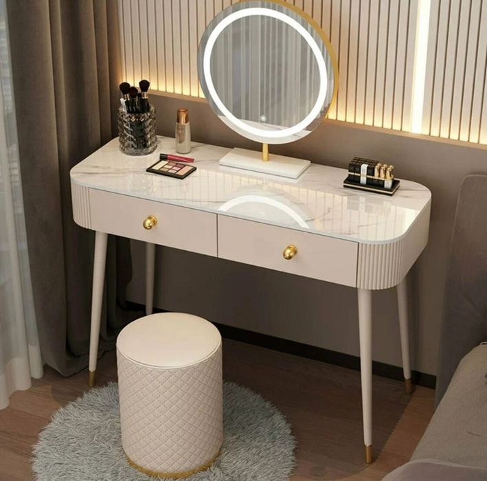 Мебель туалетный столик