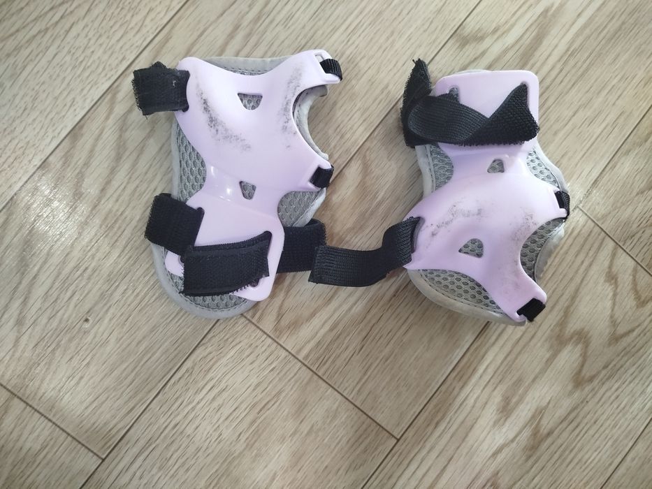 Продам ролики и коньки 2/1