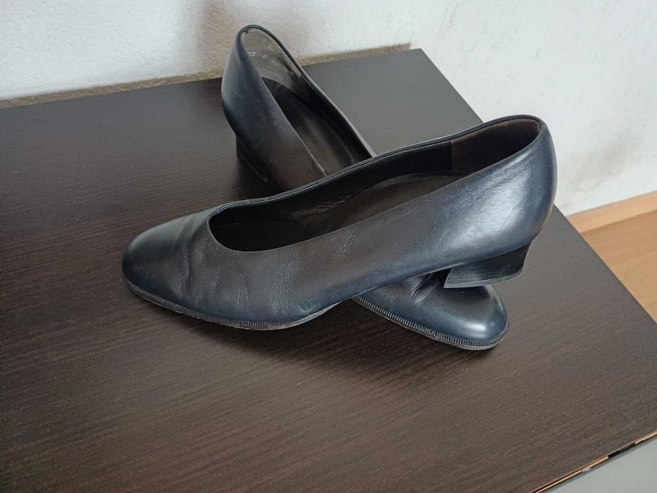 Pantofi pentru dama din piele