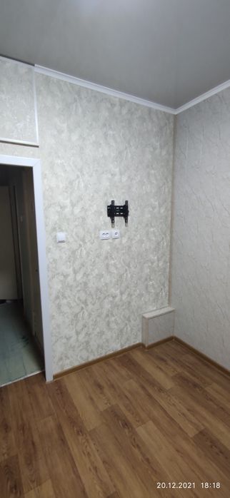 Поклейка обоев, другие работы Андрей