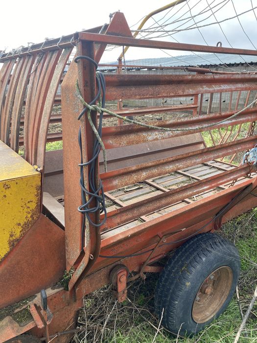 Remorca cu cositoare