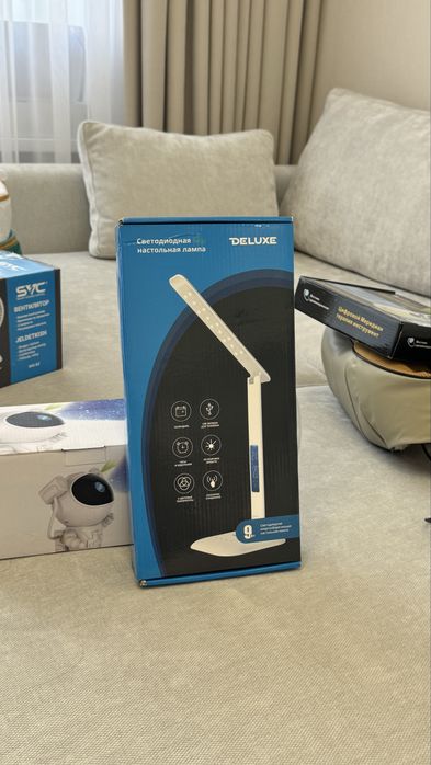 Продается хорошая лампа светильник