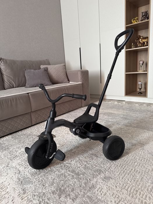 Трехколесный велосипед