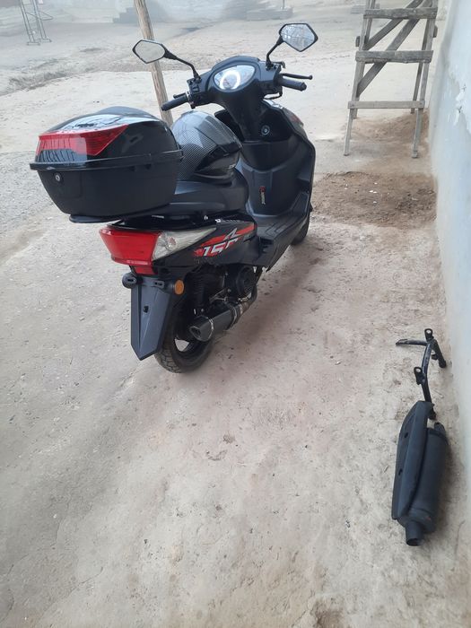 Скутер сотилади андижон