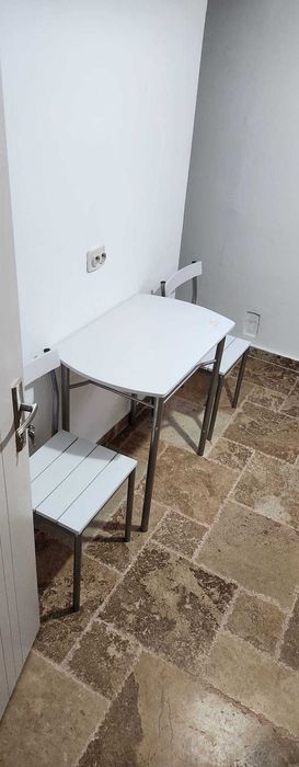 inchiriez apartament 3 camere