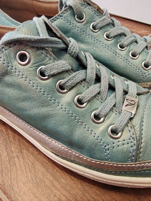Sneaker low Caprice 35.5
