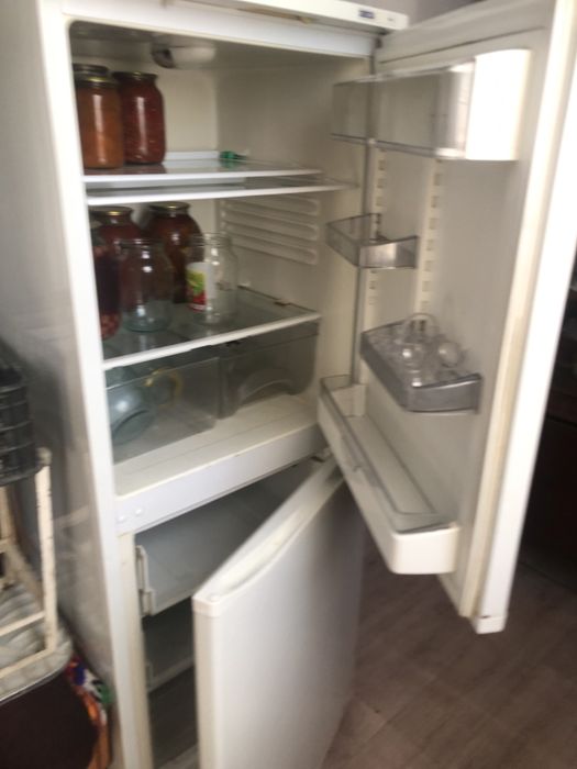 Холодильник холодильник
