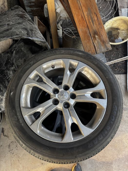 Диски с резиной Mitsubishi Outlander