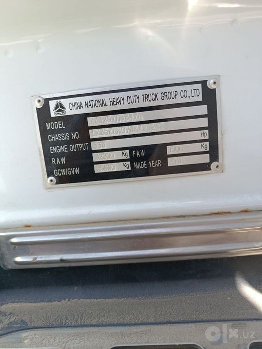 HAWO sinotruk 25 тонна