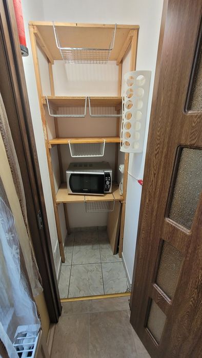 Apartament 3 camere de închiriat – Unirii (etaj 1, lângă școală)