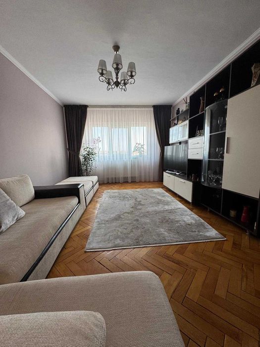 Apartament 3 camere spațios Oradea