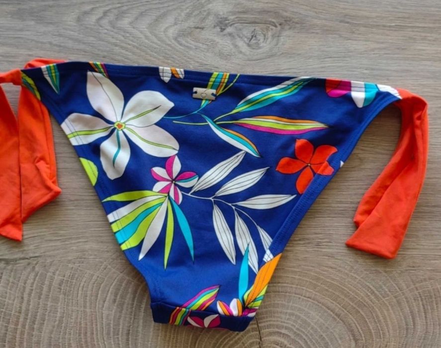 Дамски бански ,цели и половинки