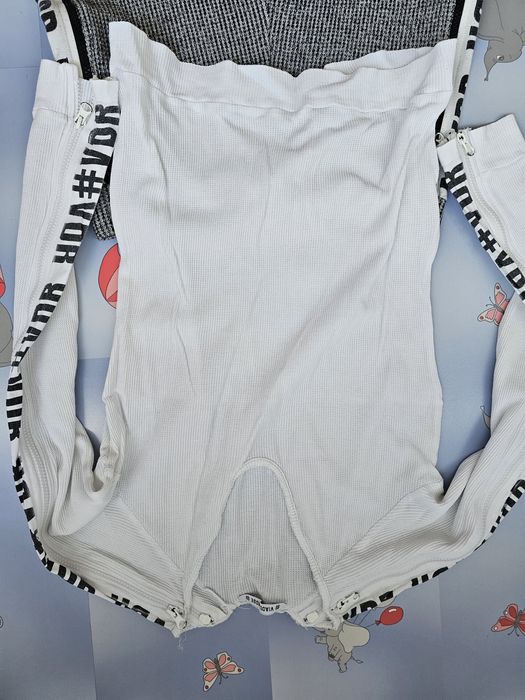 Дамски спортни екипи