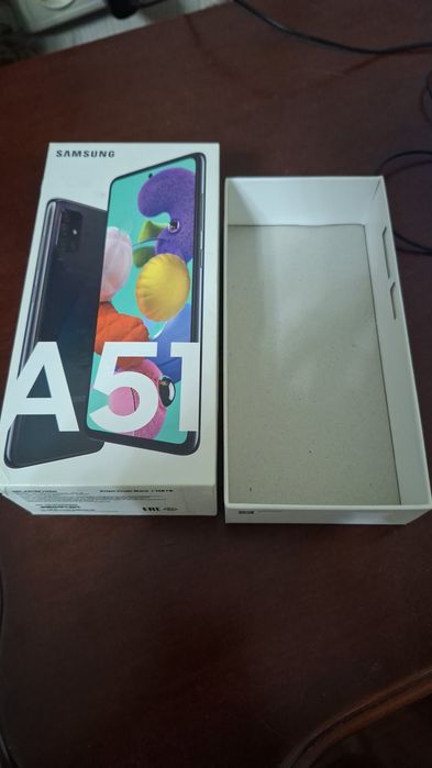 Продам телефон Самсунг А 51