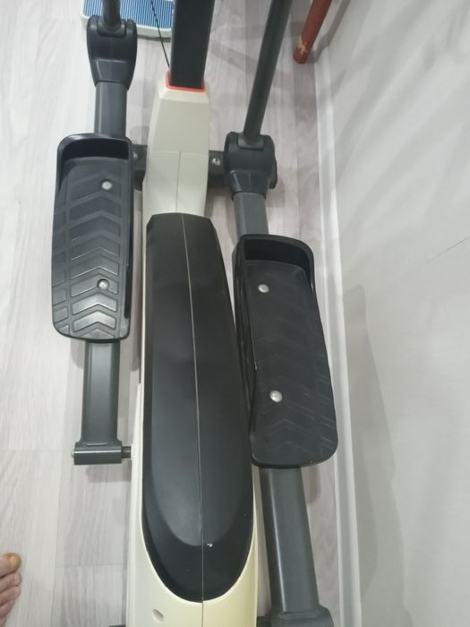 Продам эллиптический тренажёр