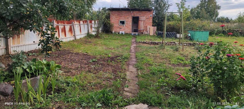 Продам дачу в селе Бобровка.